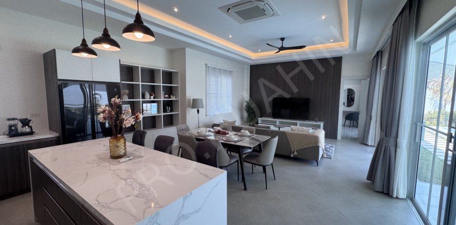 Villa in Hua Hin, Thailand 3 bedrooms № 194866