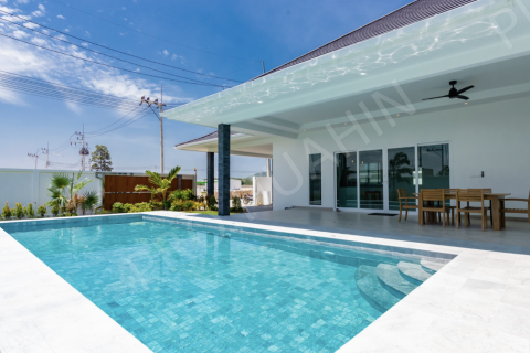 Villa in Hua Hin, Thailand 3 bedrooms № 194863 - photo 3