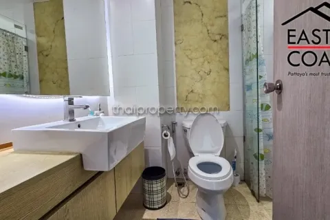Condominio de 2 dormitorios en Jomtien Beach, Pattaya, Tailandia № 212145 - foto 9