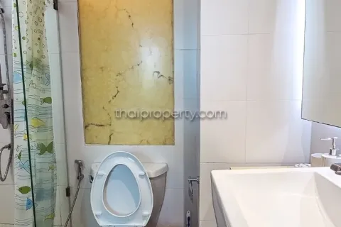 Condominio de 2 dormitorios en Jomtien Beach, Pattaya, Tailandia № 212145 - foto 12