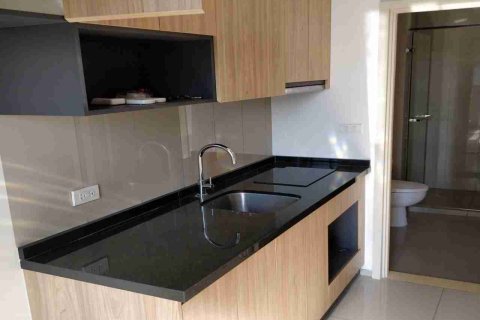 Condo in Bangkok, Thailand, 1 bedroom № 183489 - photo 13