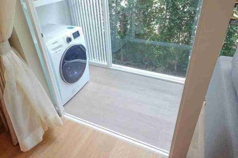 Condo in Bangkok, Thailand, 2 bedrooms № 183492 - photo 6