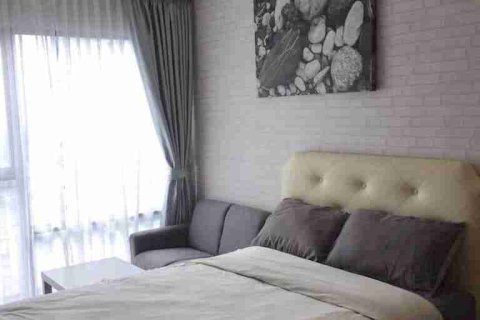 Condo in Bangkok, Thailand, 1 bedroom № 183491 - photo 1