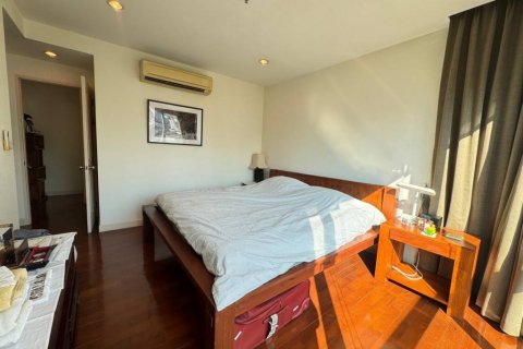 Condo in Bangkok, Thailand, 2 bedrooms  № 117120 - photo 10