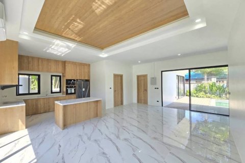 Villa in Rawai, Thailand 3 bedrooms № 117121 - photo 8