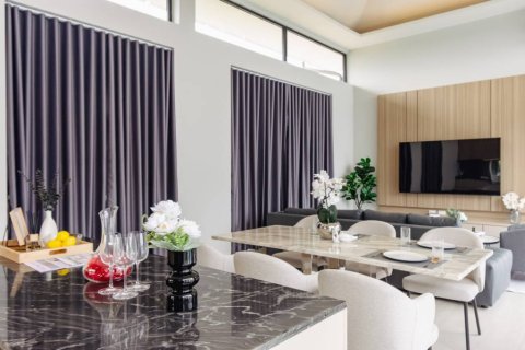 Villa in Pran Buri, Thailand 3 bedrooms № 117119 - photo 9