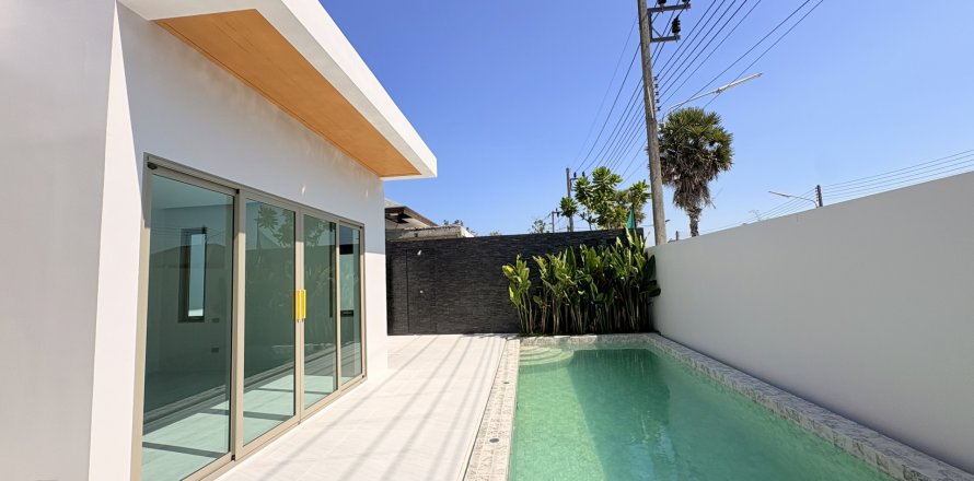 Villa in Phuket, Thailand 3 bedrooms № 173116