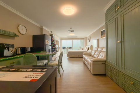 Studio in the Condo in Pattaya, Thailand  № 173111 - photo 6