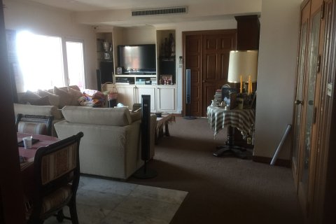 Condo in Bang Na, Bangkok, Thailand, 3 bedrooms  № 145793