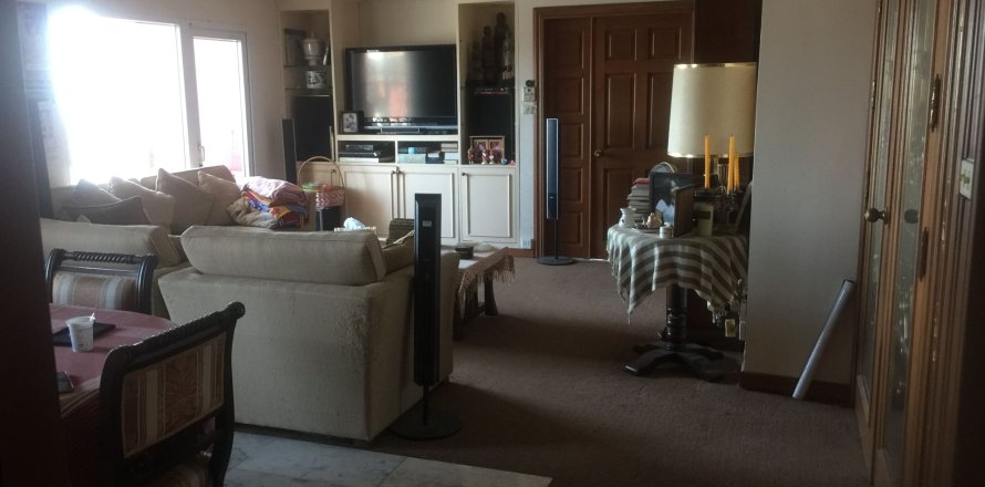 Condo in Bang Na, Bangkok, Thailand, 3 bedrooms № 145793