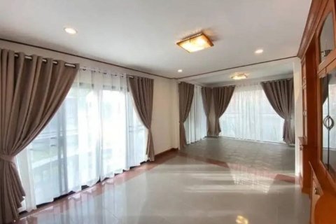 Дом в Паттайе, Таиланд с 4 спальнями № 147957 - фото 3