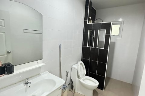 House in Pattaya, Thailand 3 bedrooms № 147952 - photo 8