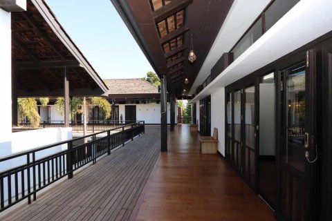 Villa in Hang Dong, Thailand 5 bedrooms № 147958 - photo 20