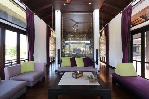 Villa in Hang Dong, Thailand 5 bedrooms № 147958 - photo 19