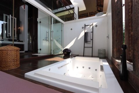 Villa in Hang Dong, Thailand 5 bedrooms № 147958 - photo 16