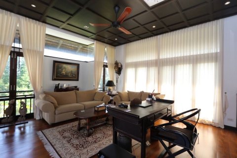 Villa in Hang Dong, Thailand 5 bedrooms № 147958 - photo 27
