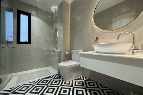 Condo in Phuket, Thailand, 2 bedrooms  № 147956 - photo 19