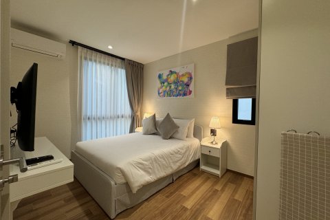 Condo in Phuket, Thailand, 2 bedrooms  № 147956 - photo 20
