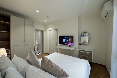 Condo in Phuket, Thailand, 2 bedrooms  № 147956 - photo 23