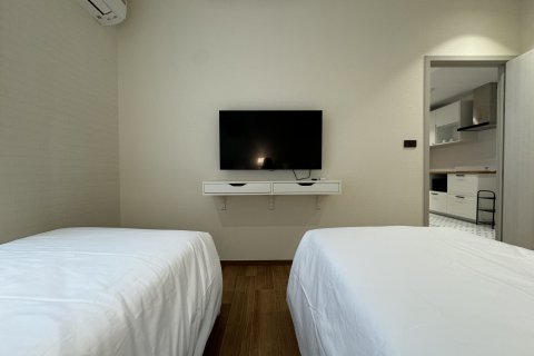 Condo in Phuket, Thailand, 2 bedrooms  № 147956 - photo 14