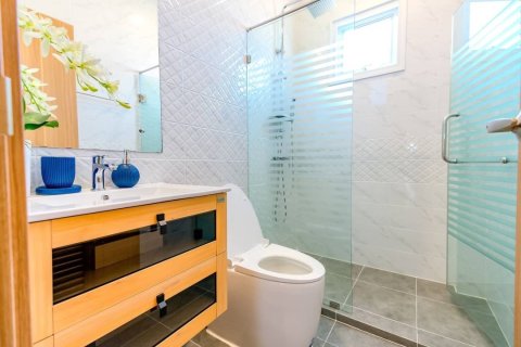 Вилла в Паттайе, Таиланд с 4 спальнями  № 134160 - фото 16