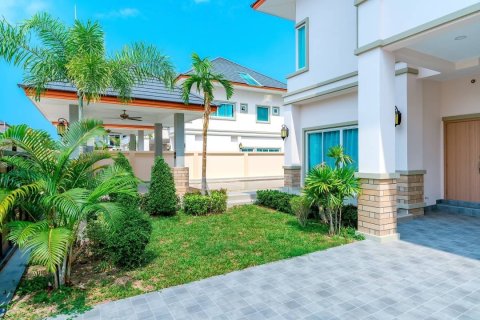 Вилла в Паттайе, Таиланд с 4 спальнями  № 134160 - фото 18