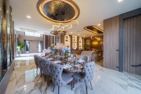 Villa in Pattaya, Thailand 6 bedrooms № 134159 - photo 5
