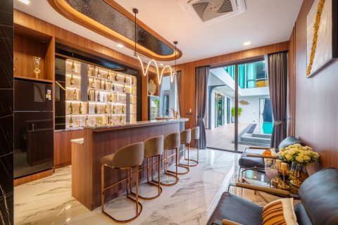 Villa à Pattaya, Thaïlande 6 chambres № 134159 - photo 16