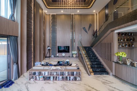 Villa in Pattaya, Thailand 6 bedrooms № 134159 - photo 3