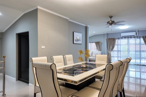 Villa à Pattaya, Thaïlande 4 chambres № 134164 - photo 5