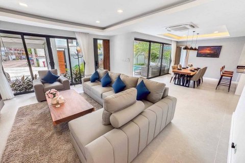 Вилла в Паттайе, Таиланд с 4 спальнями  № 134161 - фото 4