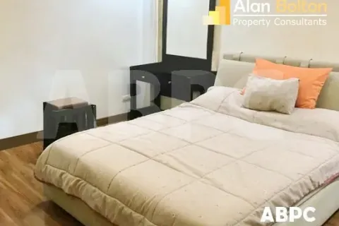 Casa de 4 dormitorios en Pattaya, Tailandia № 211998 - foto 3