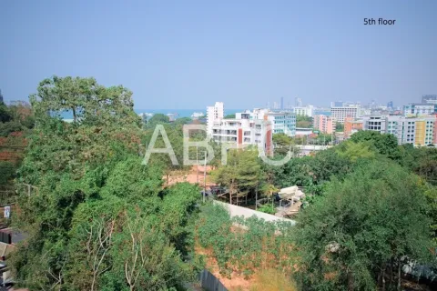 Terreno en Pattaya, Tailandia № 211995 - foto 2