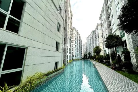 Condominio de 1 dormitorio en Pattaya, Tailandia № 211999 - foto 9