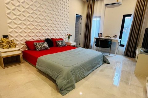 Дом в Паттайе, Таиланд с 7 спальнями № 140757 - фото 7