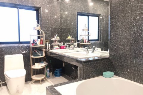 Дом в Паттайе, Таиланд с 7 спальнями № 140757 - фото 9