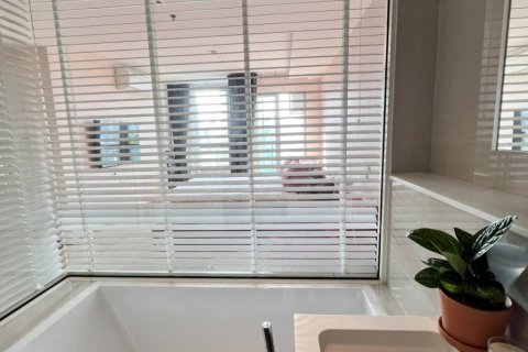 Condo à Bangkok, Thaïlande, 2 chambres  № 173025 - photo 8