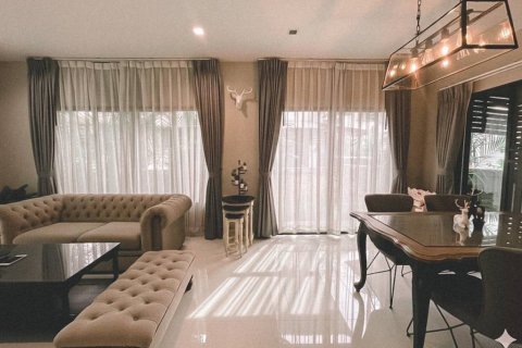 Maison à Samut Prakan, Thaïlande 3 chambres № 173026 - photo 3