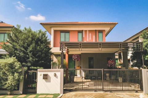 Maison à Samut Prakan, Thaïlande 3 chambres № 173026