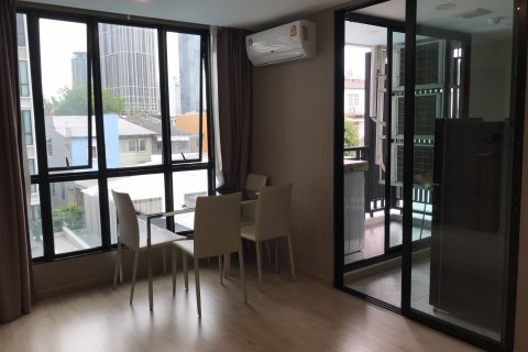 Condo in Bang Kho Laem, Bangkok, Thailand, 2 bedrooms  № 137027 - photo 3