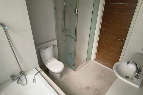 Кондоминиум с 3 спальнями в Кхлонг Сане, Бангкок, Таиланд № 137029 - фото 22