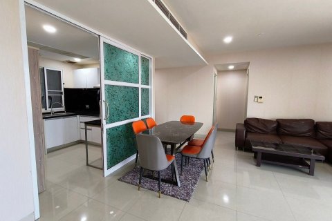 Кондоминиум с 3 спальнями в Кхлонг Сане, Бангкок, Таиланд № 137029 - фото 7