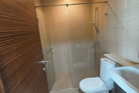 Кондоминиум с 3 спальнями в Кхлонг Сане, Бангкок, Таиланд № 137029 - фото 20