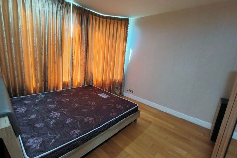 Кондоминиум с 3 спальнями в Кхлонг Сане, Бангкок, Таиланд № 137029 - фото 10