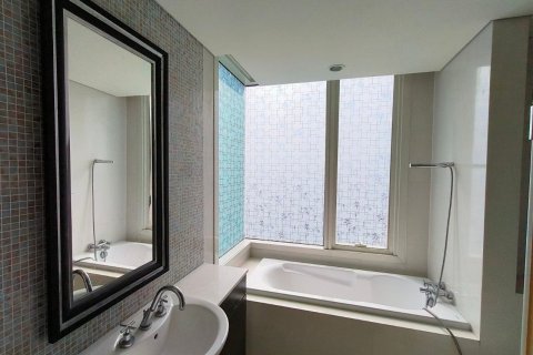 Кондоминиум с 3 спальнями в Кхлонг Сане, Бангкок, Таиланд № 137029 - фото 12