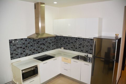 Condo in Watthana, Bangkok, Thailand, 2 bedrooms № 155224 - photo 6