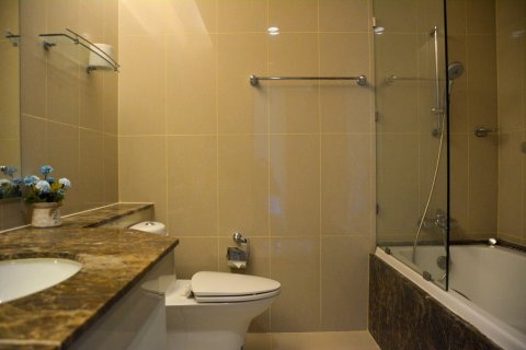 Condo in Watthana, Bangkok, Thailand, 2 bedrooms № 155224 - photo 15