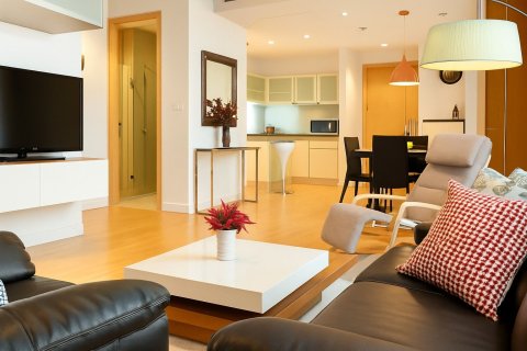 Condo in Khlong Toei, Bangkok, Thailand, 2 bedrooms № 155220 - photo 6