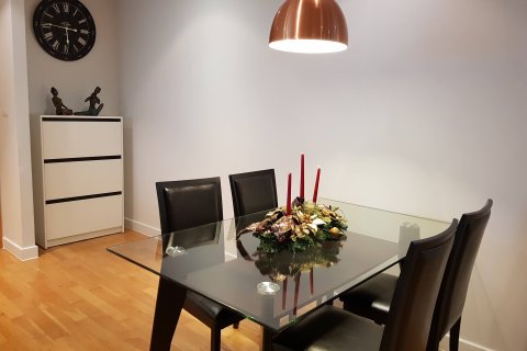 Condo in Khlong Toei, Bangkok, Thailand, 2 bedrooms № 155220 - photo 7