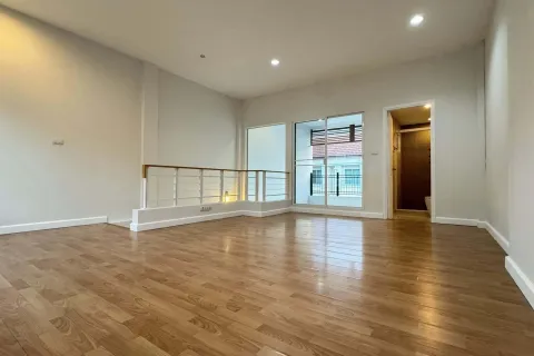 Дом в Банг Кхене, Бангкок, Таиланд с 3 спальнями № 155223 - фото 6